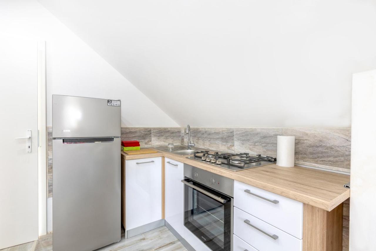 Apartman Vedro Polje Gospić エクステリア 写真