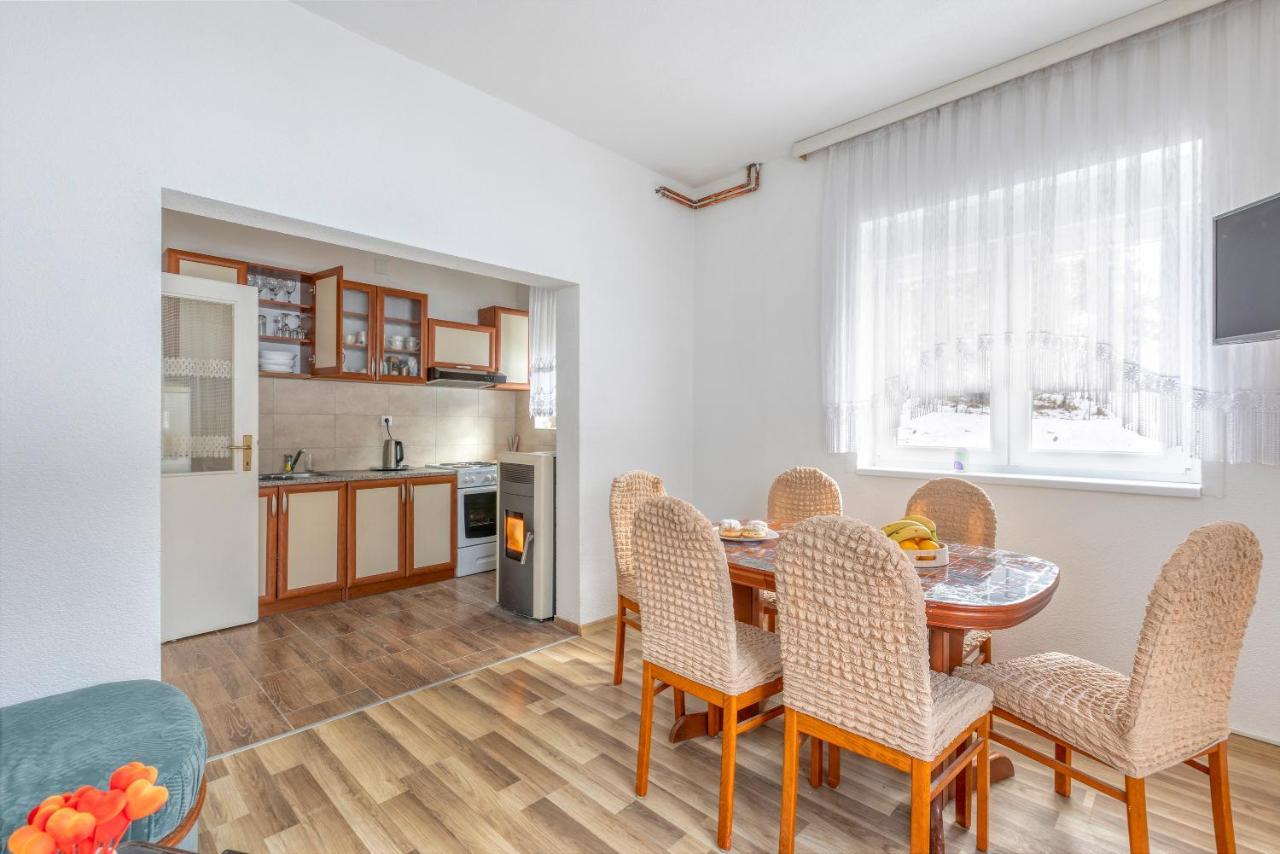Apartman Vedro Polje Gospić エクステリア 写真