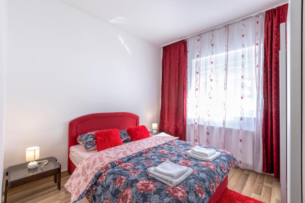Apartman Vedro Polje Gospić エクステリア 写真